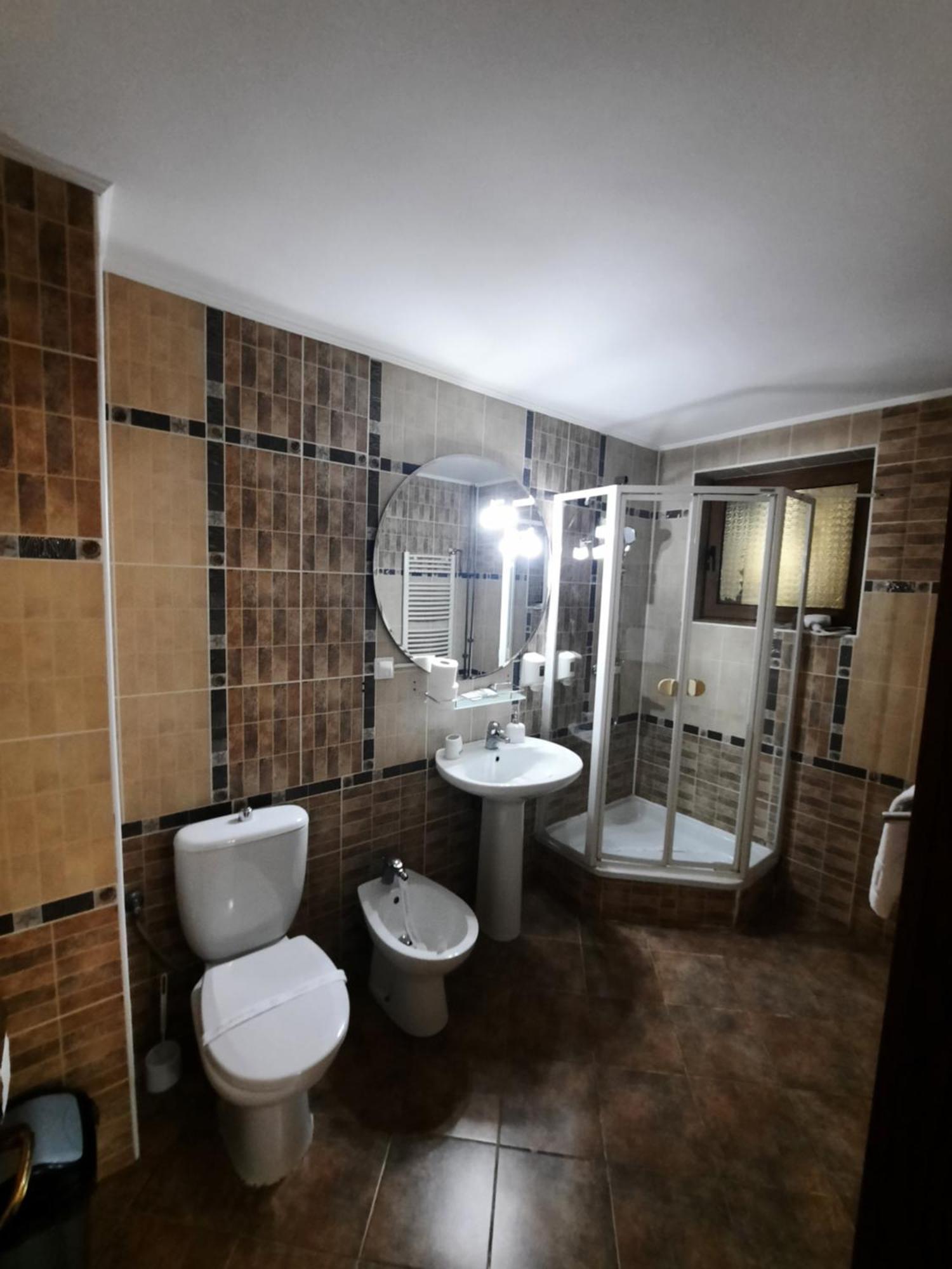 Lidana & Pensiune Vama (Suceava)