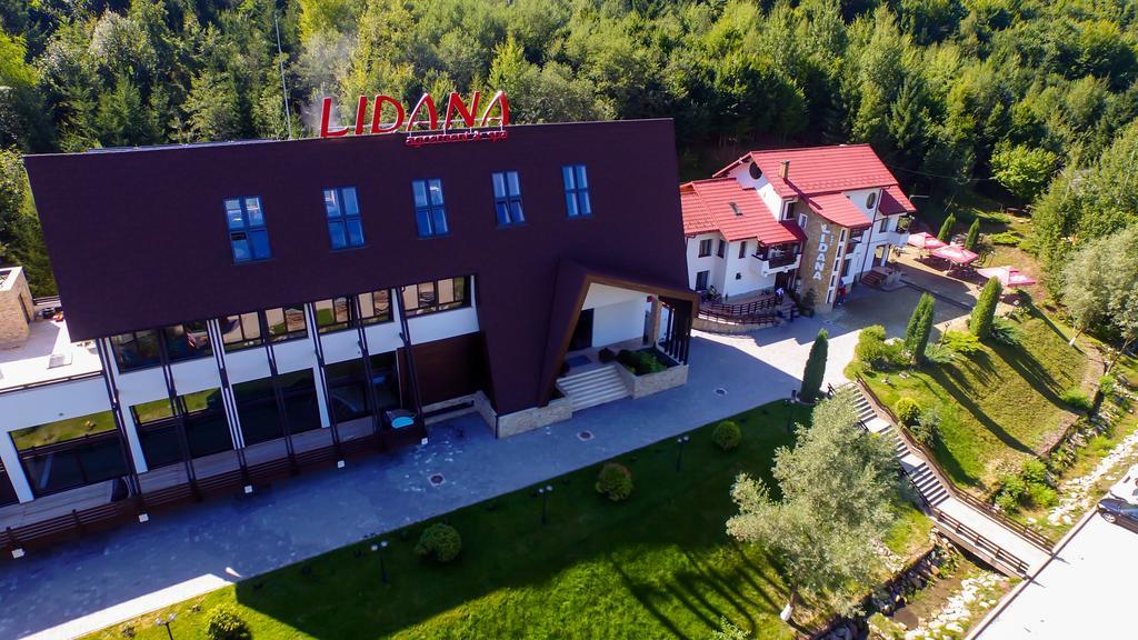 Lidana & 4*
